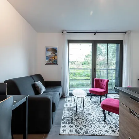 アパート New Listing - 1 Bed Apt,air-con,beach Access,sea