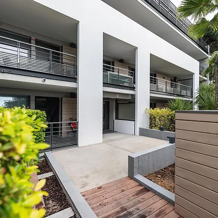 Appartement New Listing - 1 Bed Apt,air-con,beach Access,sea *