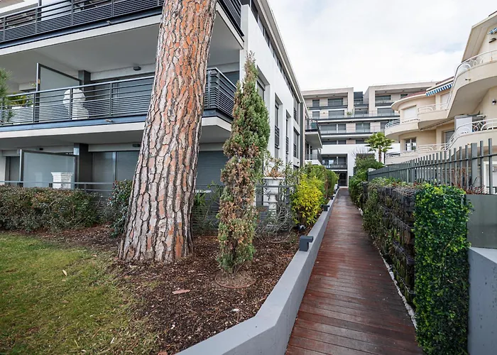 New Listing - 1 Bed Apt,air-con,beach Access,sea Lejlighed